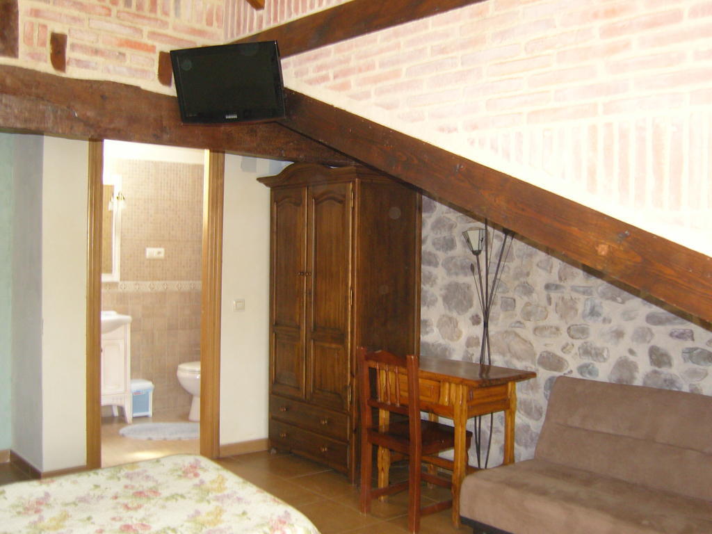 Casa Paulino Hotel Corrales De Buelna Buitenkant foto