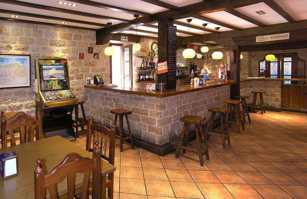 Casa Paulino Hotel Corrales De Buelna Buitenkant foto